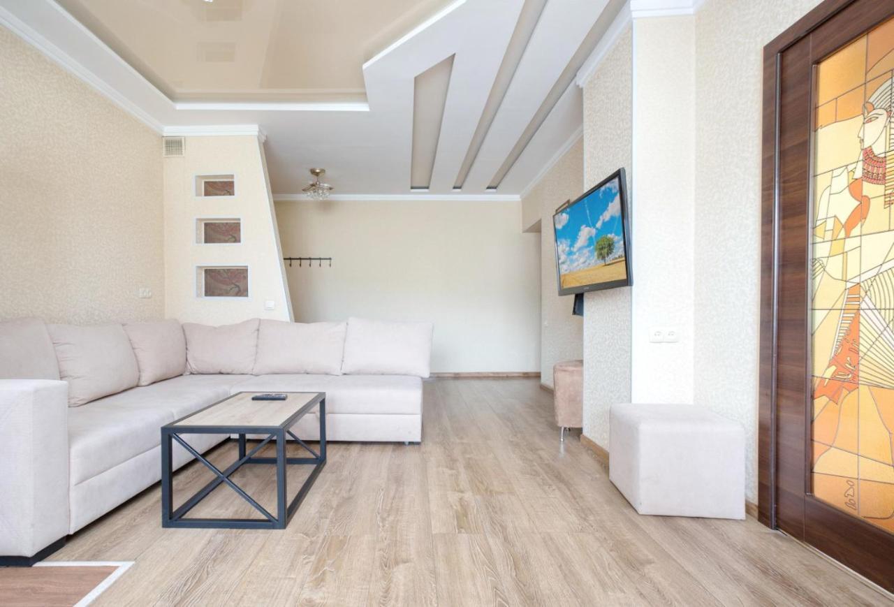Stay Inn Apartments On 33 Sayat-Nova Avenue Γιερεβάν Εξωτερικό φωτογραφία