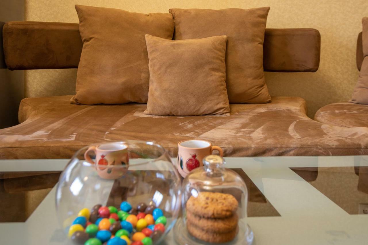 Stay Inn Apartments On 33 Sayat-Nova Avenue Γιερεβάν Εξωτερικό φωτογραφία