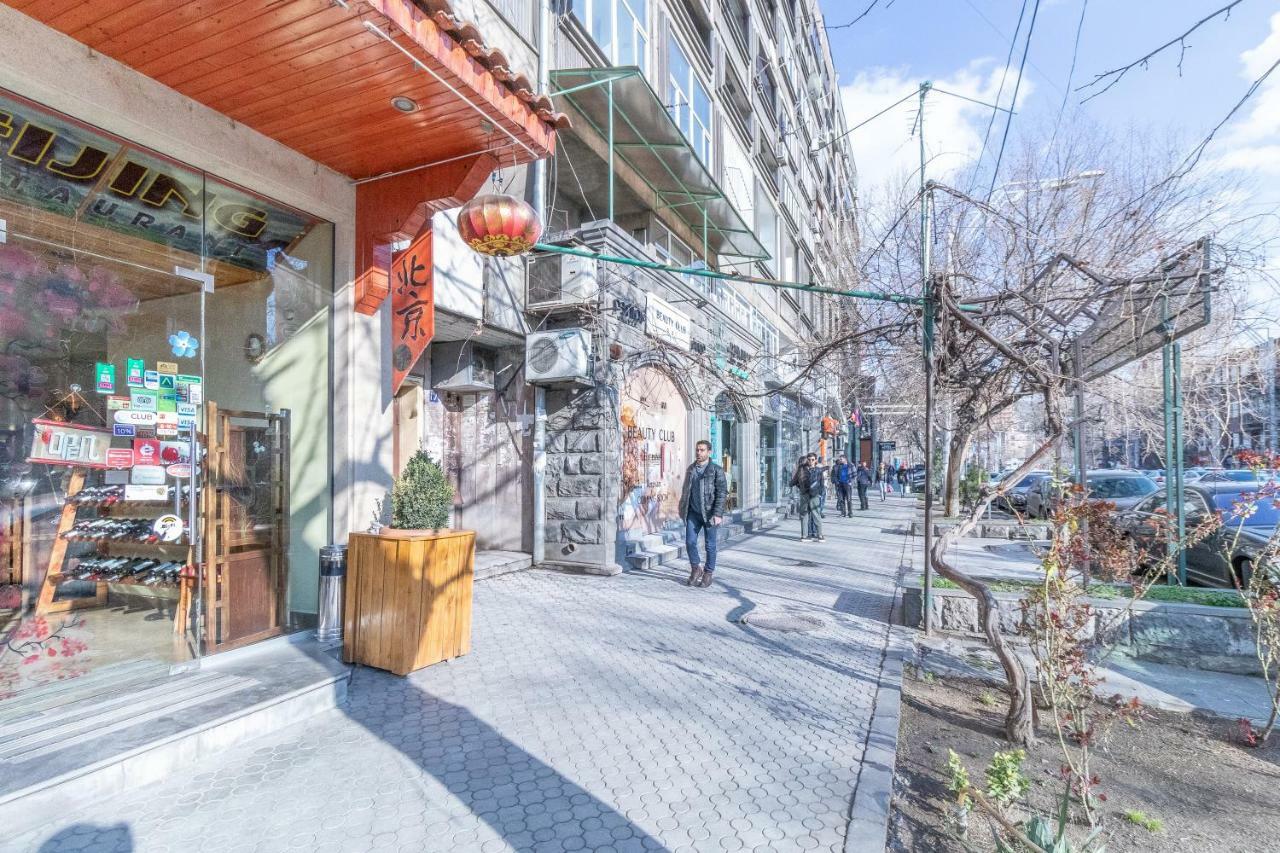 Stay Inn Apartments On 33 Sayat-Nova Avenue Γιερεβάν Εξωτερικό φωτογραφία