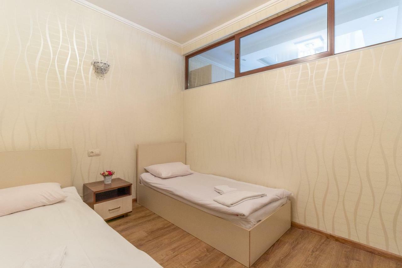 Stay Inn Apartments On 33 Sayat-Nova Avenue Γιερεβάν Εξωτερικό φωτογραφία